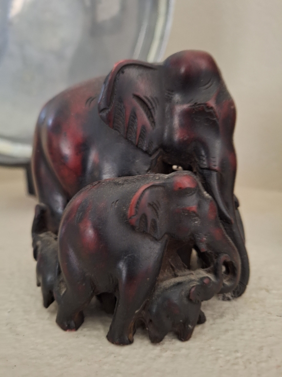 Other - Black and Red Elephant Family Resin Sculpture - Home Art Accent